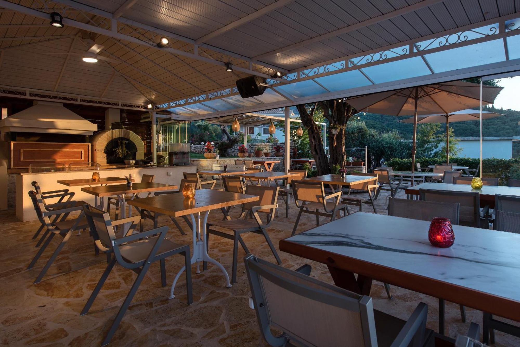 Hill Lofos Hotel Kasziópi Kültér fotó